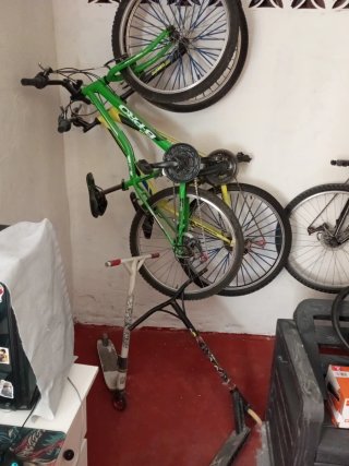 2 Bicicletas y 2 Patinetes