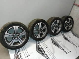 Llantas 17 Mercedes con neumáticos Michelin 90%