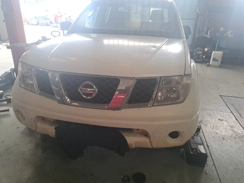 Nissan Pick-up 2005. Averiado - foto 1