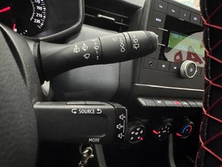 Renault Clio Life SCe 53 kW (72CV)