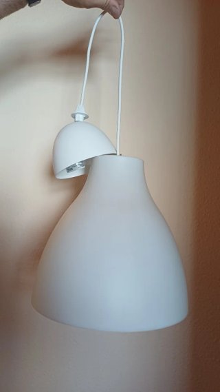 Dos lámparas colgantes IKEA blanca
