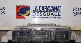 Renault 1591700 8200804775 centralita motor scenic