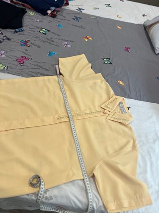 Camisa amarilla manga corta