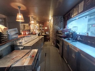 R-7940329 Traspaso Bar Restaurante (C3 Mixta)