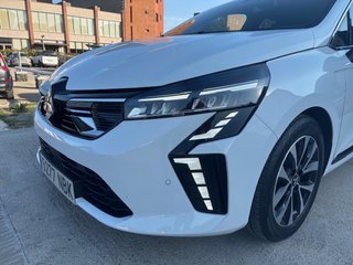 Mitsubishi Colt 2025