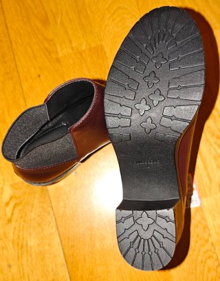 Botas Pull&Bear marrones con tacón/plataforma