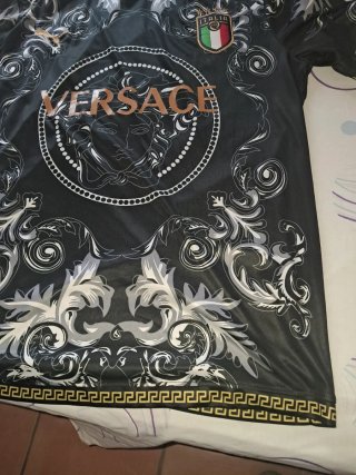 Camiseta Versace Italia Talla XL