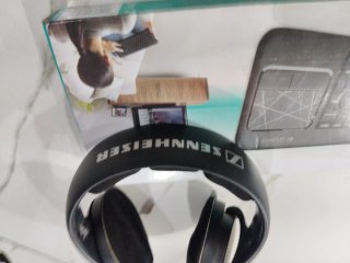 Tastiera e Cuffie Wireless Logitech/Sennheiser Ner