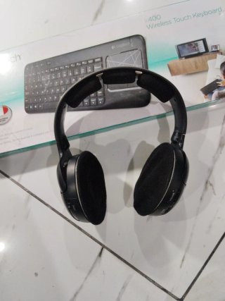 Tastiera e Cuffie Wireless Logitech/Sennheiser Ner