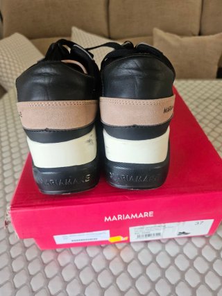 Zapatillas deportivas mujer beige y negro