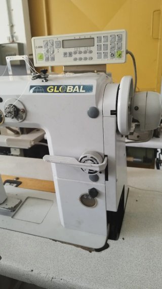 Máquina de coser GLOBAL 1971