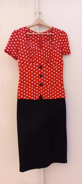 Vestido vintage lunares rojo y negro
