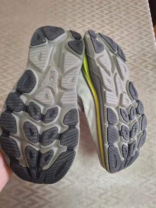 Hoka Clifton 10 Zapatillas Gris/Amarillo