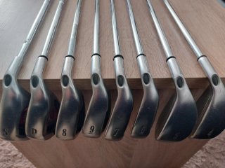 Callaway Big Bertha  Set  4 -PW. Acero Regular