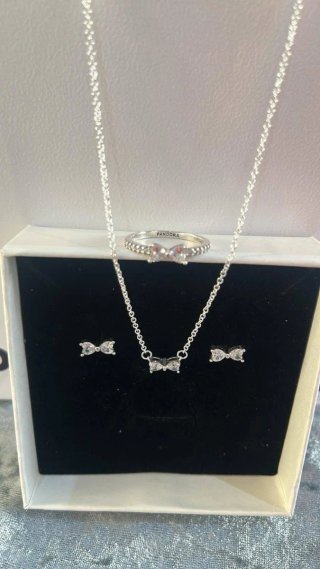Conjunto Pandora Plata talla 7i8