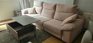Sofá extraible y Mesa Centro