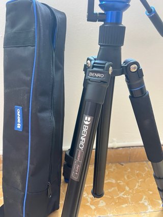 Trípode Benro con bolsa