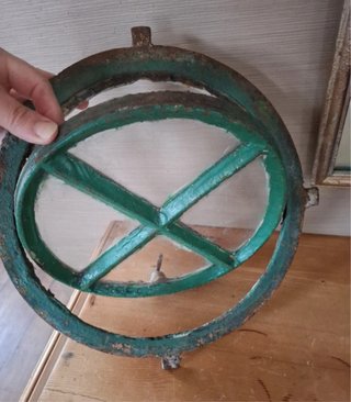 Antiguo ojo de buey náutico