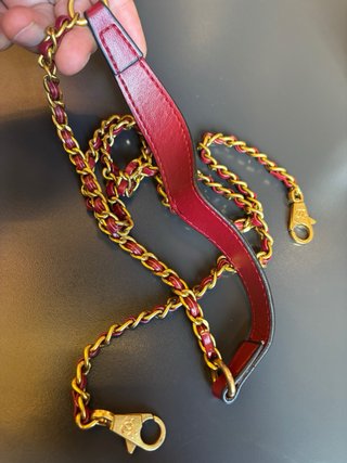 Tracolla Chanel Vintage Pelle e Catena Oro