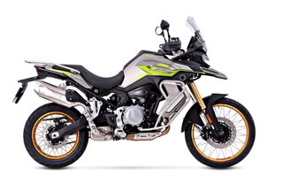 Voge 900 DSX.
