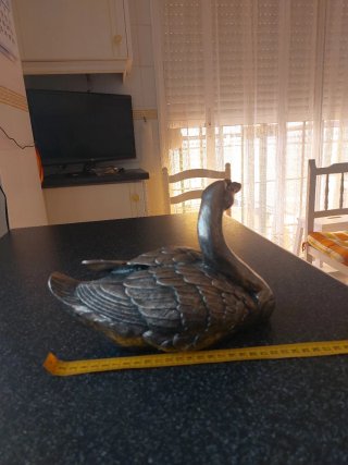 Figura pato decorativo vintage de metal alpaca