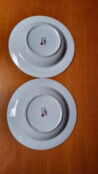 Set piatti vintage bianco rosso ceramica