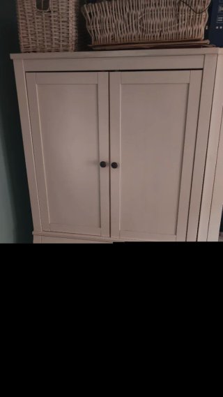 Secreter y vitrina Hemnes blanca Ikea