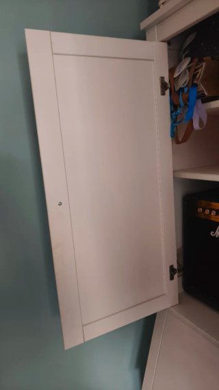 Secreter y vitrina Hemnes blanca Ikea