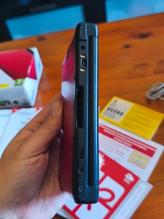 Nintendo 3DS XL Roja Caja Completa