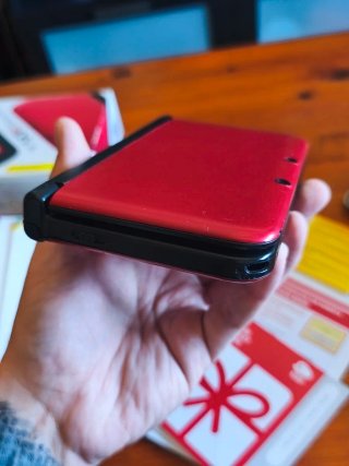Nintendo 3DS XL Roja Caja Completa