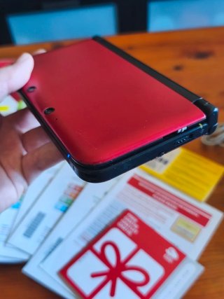 Nintendo 3DS XL Roja Caja Completa
