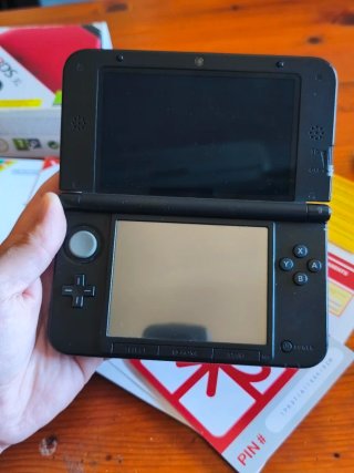 Nintendo 3DS XL Roja Caja Completa