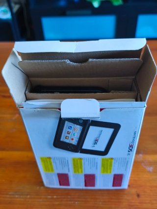 Nintendo 3DS XL Roja Caja Completa