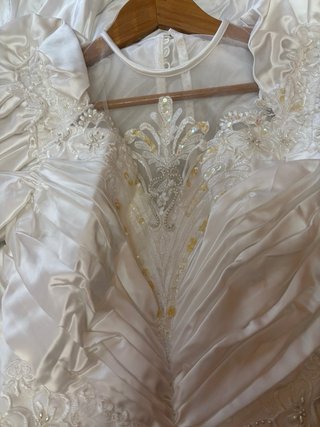 Vestido de Novia Talla XS con Cancán