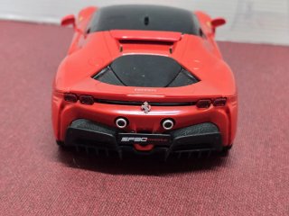 Ferrari SF90 Stradale 1/24 Rastar teledirigido