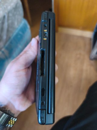 Nintendo 3DS XL Negra+ cargador+lapiz