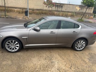 Jaguar XF 2012