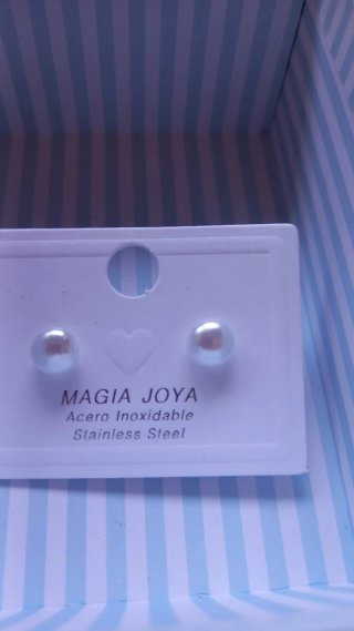 Caja de joyas variadas