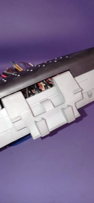 Caja relés fusibles Opel Zafira 1800cc 16V.