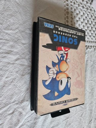 Caja Sega Mega Drive Sonic The Hedgehog