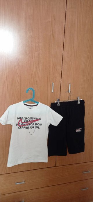 Conjunto Nike niño de talla 10