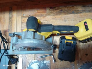 Sierra Circular Eléctrica Mellwin 21V
