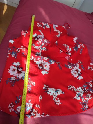 Blusa tirantes roja floral