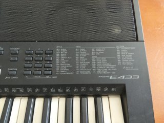 Teclado Yamaha E433