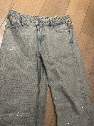 Pantalones One Dilemma con estrellas y brillos