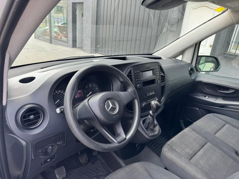 Mercedes-Benz Vito 2020, foto 24