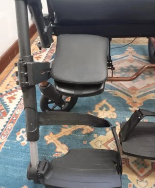 Silla de ruedas ergonómica