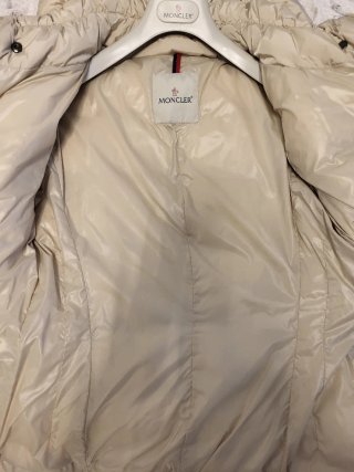 Piumino Moncler Beige Donna