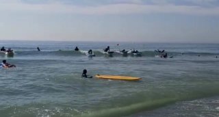 Campamento Surf y Skate Banzai Surf School