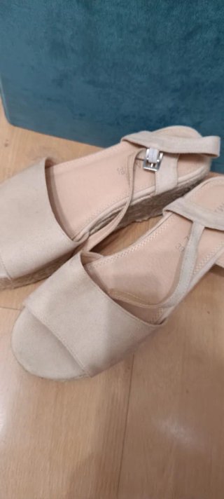 Sandalias esparto plataforma beige